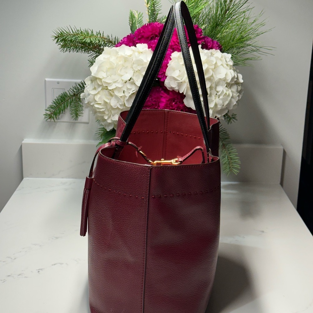 Tory Burch McGraw Imperial Leather Tote Garnet - Picture 5 of 15